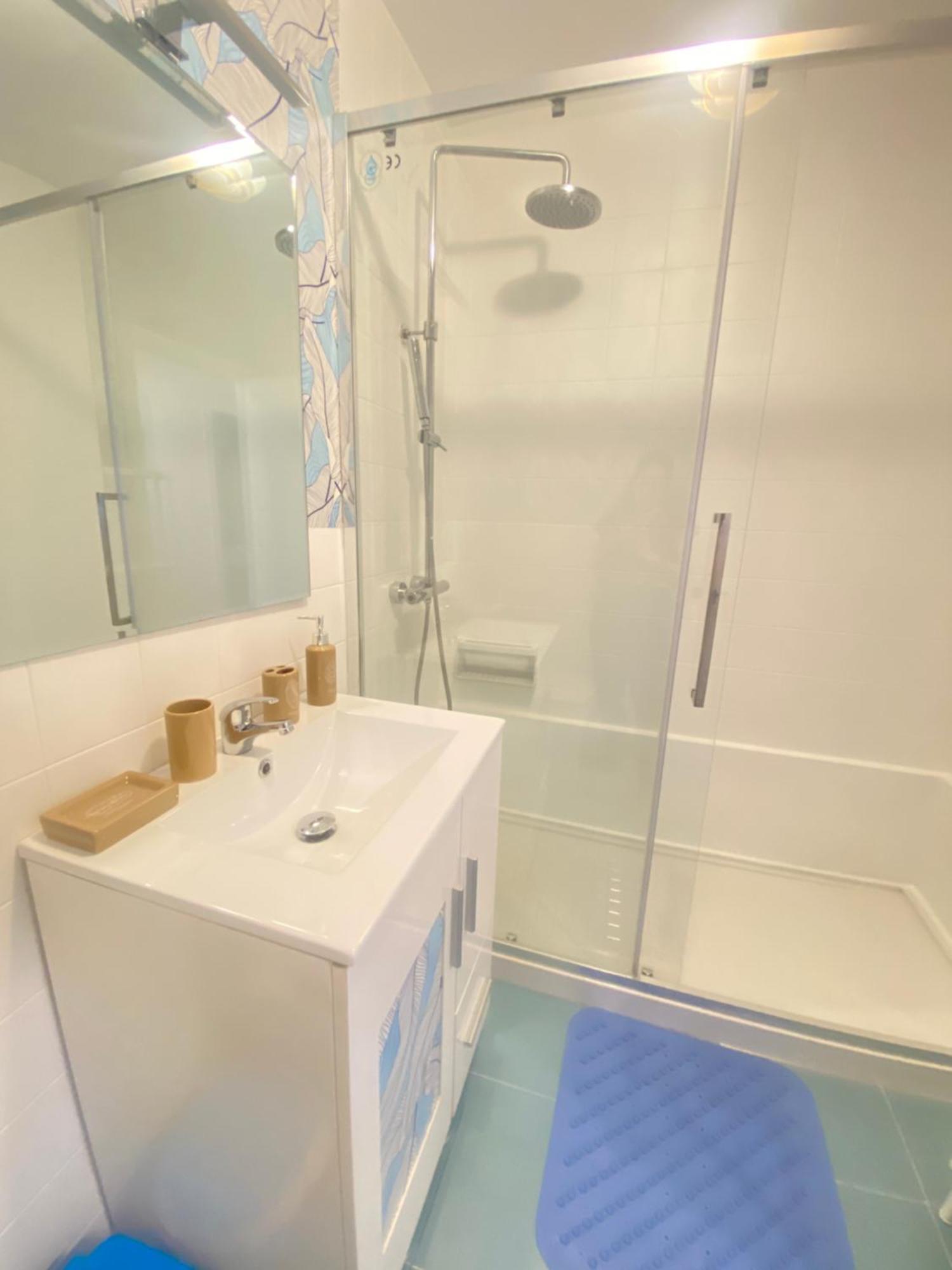 Itos Flats Infiesto Apartment ภายนอก รูปภาพ