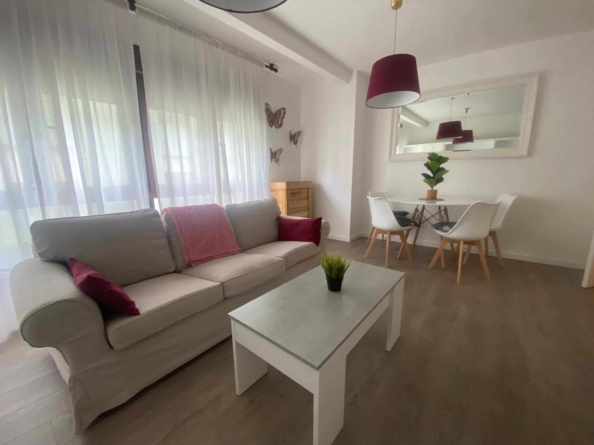 Itos Flats Infiesto Apartment ภายนอก รูปภาพ